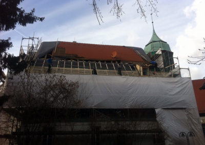 Dachsanierung des unter Denkmaschutz stehenden Pfarrhaus in Stuttgart-Feuerbach